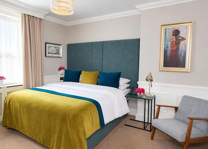 Hayes Hotel
