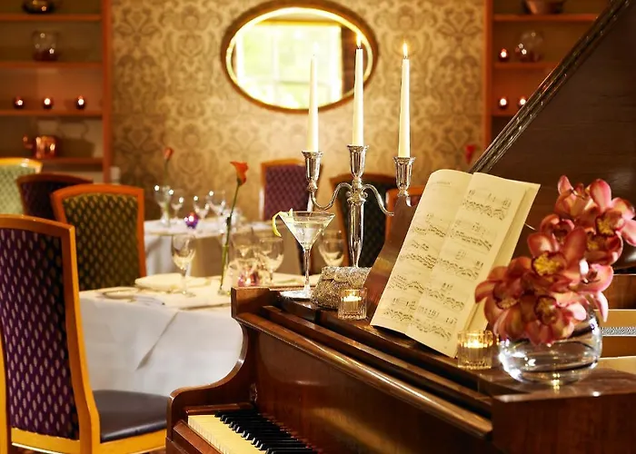 Hotel Westport - Leisure Spa And Conference