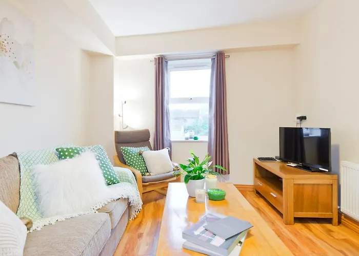 Five Lamps Suites