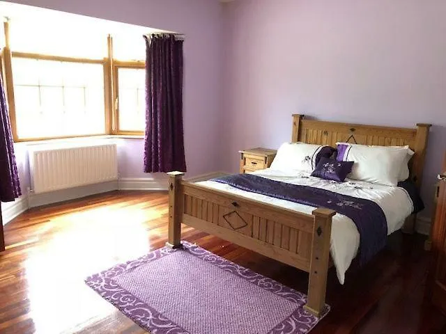 Beautiful Home On Lake Carrowmore