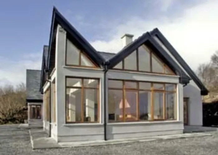 Westport, Co. Mayo - Sleeps 10, Pool Table, Ideal Holiday Base