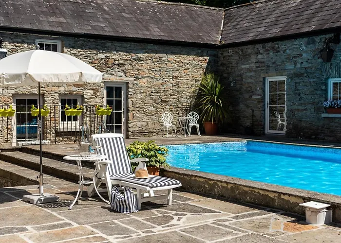 Ardnavaha House Poolside Cottages - See Site
